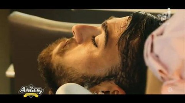 Nathalie tente-t-elle de remplacer Amélie ?