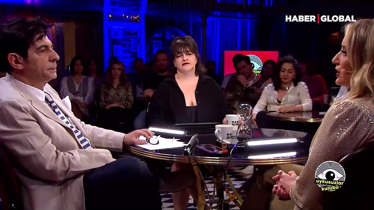 Saba Tümer: Bana İki Ayda Bir "Yemekteyiz" Teklifi Geliyor