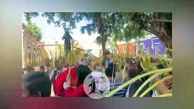 Feligreses dan inicio a la Semana Mayor con caminata por el Día de Ramos Mayor