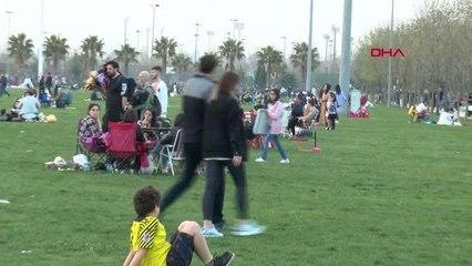 MALTEPE SAHİLİ'NDE İFTAR YAPTILAR