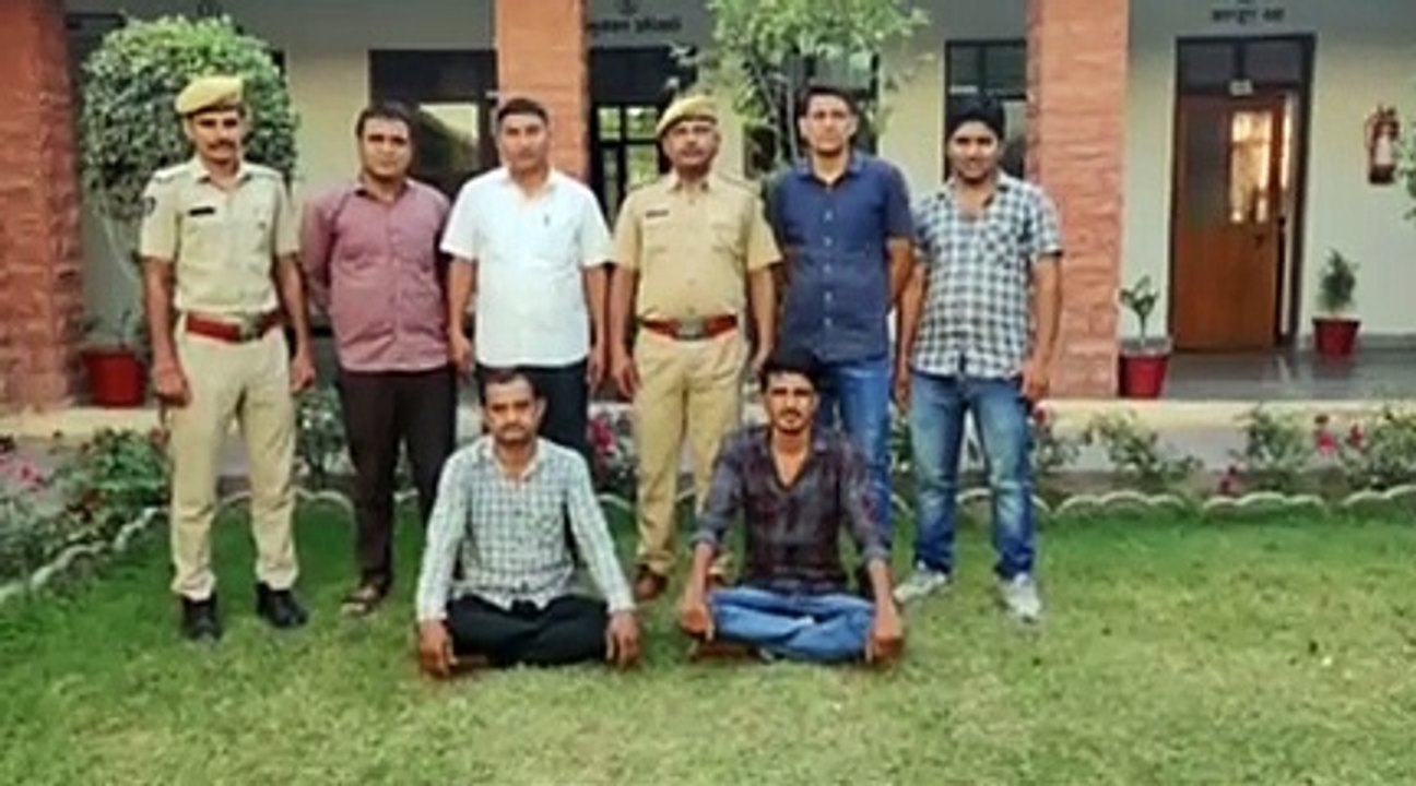 Illegal weapons : अवैध हथियार जब्त, video में द...