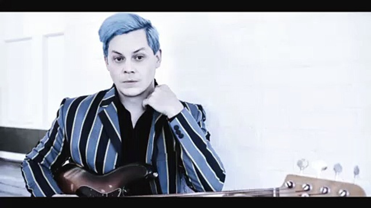 Proposed and married in 20 seconds Jack White married