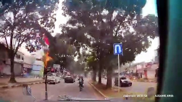 Terekam Media Kamera, Dashcam Kamera Mobil di Jalan Eps.0416