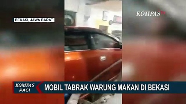 Panik Dikejar Warga Usai Tabrak Pengendara Motor, Pengemudi Mobil Terobos Warung Makan di Bekasi