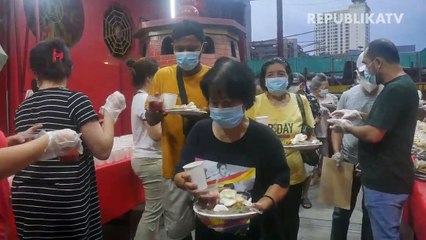 Indahnya Toleransi Berbuka Puasa di Vihara Dharma Bhakti
