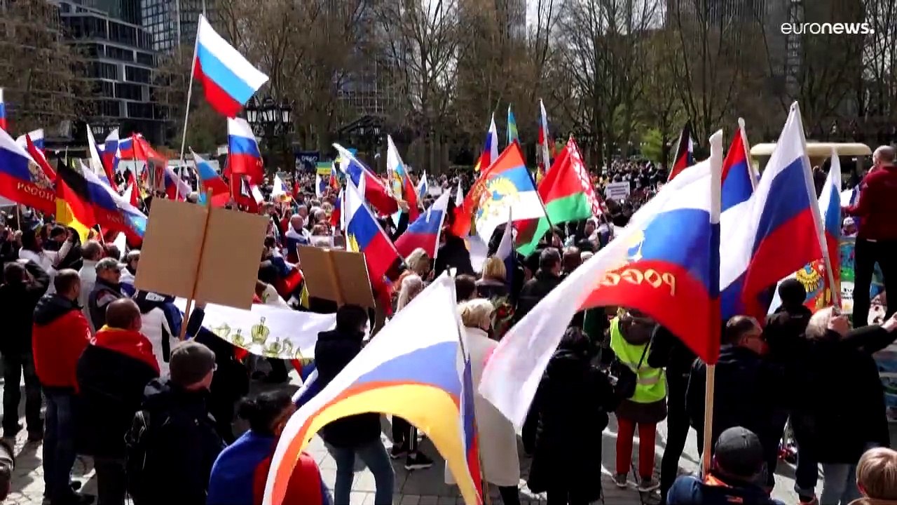 Pro-russische Proteste: Menschen demonstrieren 'gegen Diskriminierung'