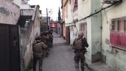 Suç örgütü operasyonunda 27 zanlı yakalandı