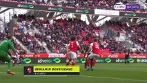 Highlights: Rennes bleibt OM auf den Fersen