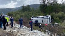 Antalya'da tur midibüsü devrildi: 7 turist yaralı