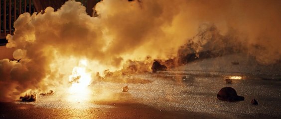 In den besten Händen - Clip "Die Eskalation" (Deutsch) HD