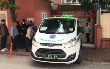 Eşinin bıçakla öldürdüğü kadının cenazesi defnedildi