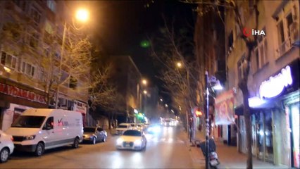 Gece vakti mahalleliyi sokağa döken feci kaza kamerada! “Doğalgaz patlaması oldu sandık”