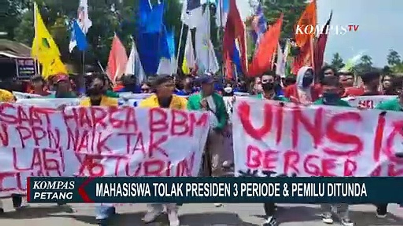 Mahasiswa Demo Tolak Penundaan Pemilu 2024, Aksi Massa di Palopo dan Bangkalan Berujung Ricuh