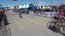 Son dakika haberleri: SPOR Cumhurbaşkanlığı Türkiye Bisiklet Turu'nun Selçuk-Alaçatı etabını Alexander Kaden Groves kazandı