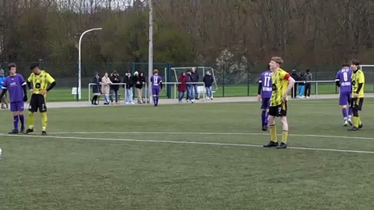 Das 1:1 für die JSG Schwarz-Gelb gegen Hainberg durch Hannes Aßmann