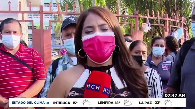 ¡Molestos! Sin medicamentos, ni citas se quedan pacientes del “Catarino Rivas” por feriado del personal