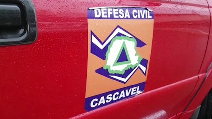 Defesa Civil é acionada à UPA Brasília após calhas transbordarem com água da chuva