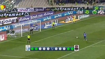 پنالتی‌های بازی استقلال و نساجی