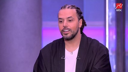 عبدالفتاح الجريني يكشف تفاصيل مفاجأة مع أنجلينا جولي وفرقة BTS الكورية