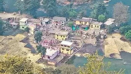 कुछ घरों को रोशन करने के लिए उत्तराखंड का एक गांव ले रहा है जलसमाधि