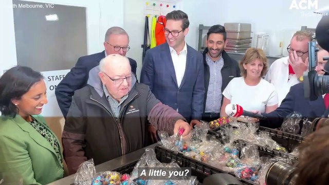Opposition Leader Anthony Albanese meets Father Bob Maguire in South Melbourne | April 12, 2022 | Canberra Times