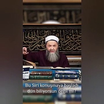 Cübbeli Ahmet'in Siri ile imtihanı: Bir kuruş faydası yok, bir de sohbeti bölüyor