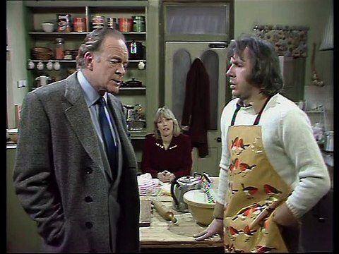 Robin's Nest (1977) S05E03 - High Quality DVD - If You Pass 'Go' Collect £200