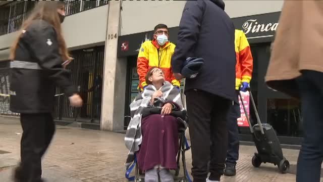 Los Mossos investigan un incendio en Barcelona que ha afectado a 8 edificios