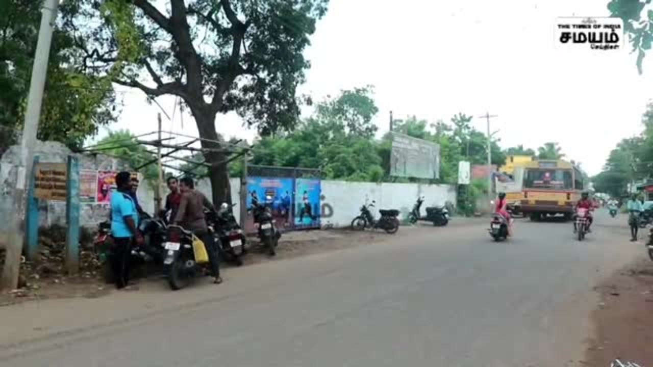 கடன் கொடுக்கலேன்னாலும் அடிக்கிறாங்கலே.. டைல்ஸ் ஓனர் மீது தாக்குதல் நடத்தும் கும்பல்!