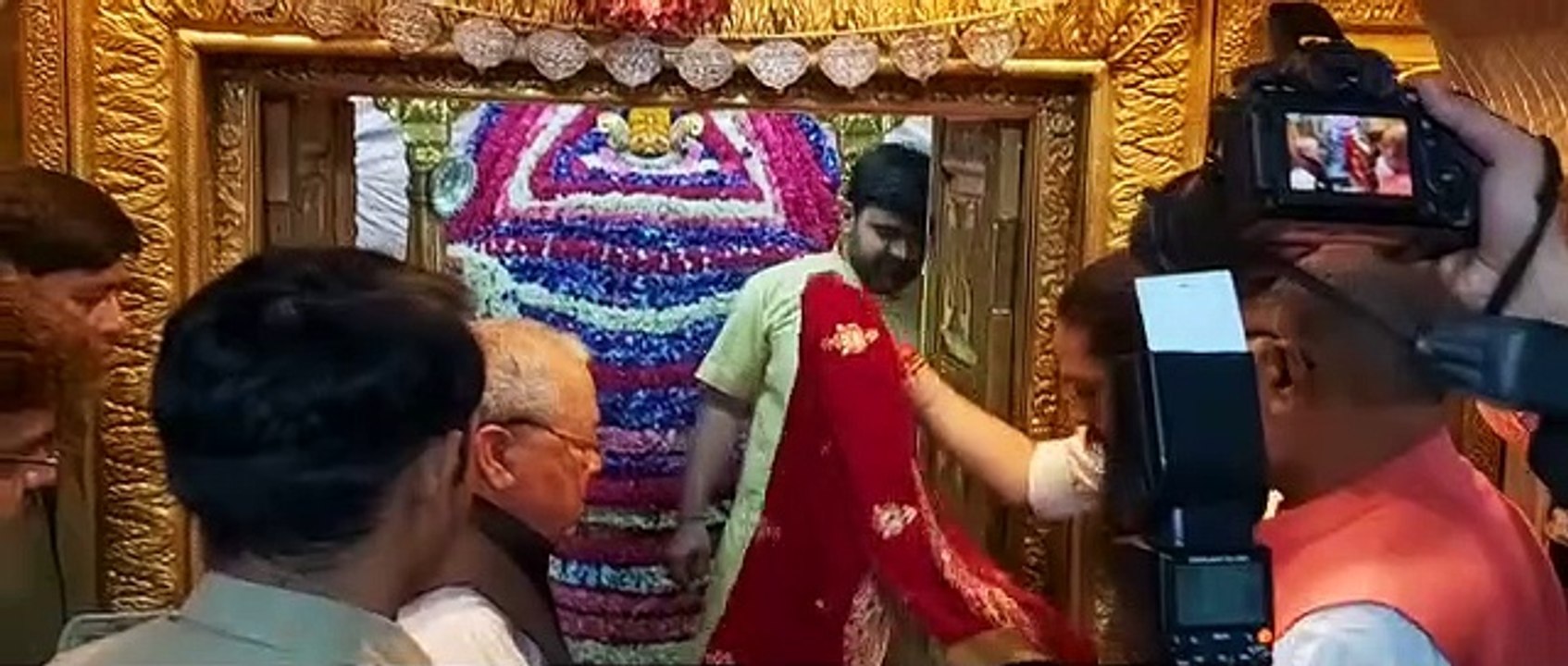 खाटूश्यामजी मेले में उमड़ा श्रद्धालुओं का हुजूम, राजस्थान व उड़ीसा के राज्यपाल ने भी किए दर्शन