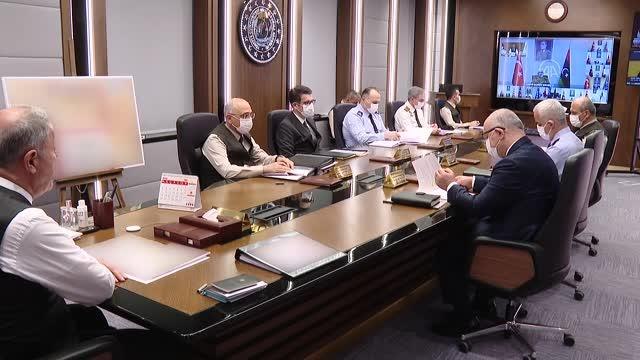 Milli Savunma Bakanı Akar'dan Ukrayna'da bekleyen Koca Yusuf'lara ilişkin açıklama