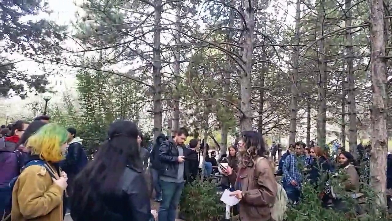 Ali Babacan'a ODTÜ’de protesto; "AKP'nin türevleri bu ülkeye umut olamaz"