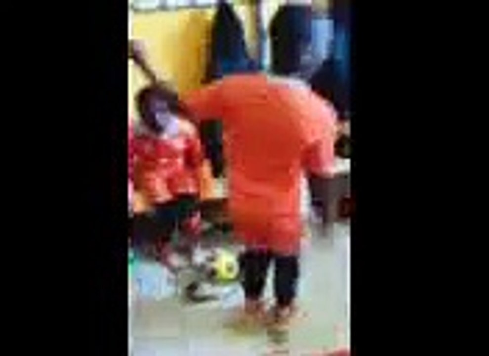 U11 (1): La joie de nos garçons après la victoire 3 - 2 contre le SOC (2)