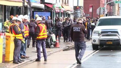 Son dakika haberi... New York'ta Brooklyn bölgesinde metroda silahlı saldırı (1)