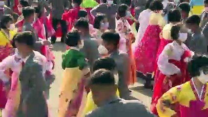 Kuzey Koreliler, Kim Jong Un'un iktidardaki 10. yılını kutladı