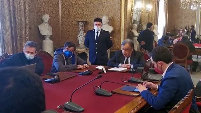 Aumento Irpef bocciato, Orlando chiede l'aiuto del Governo per evitare il dissesto