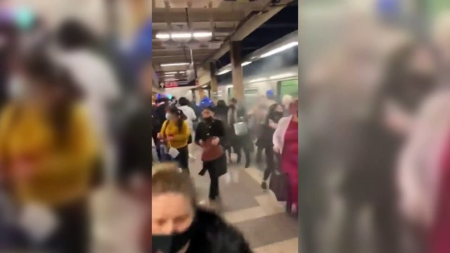 Al menos trece heridos por un tiroteo en el metro de Nueva York