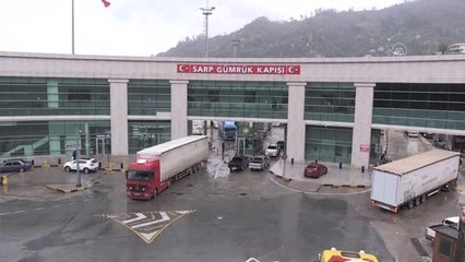 Sarp Sınır Kapısı'nda ihracat yoğunluğu yaşanıyor