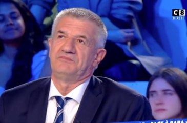 Face à Baba annulé, Jean Lassalle réagit dans TPMP : “Je me demande si Macron est vraiment candidat ?”