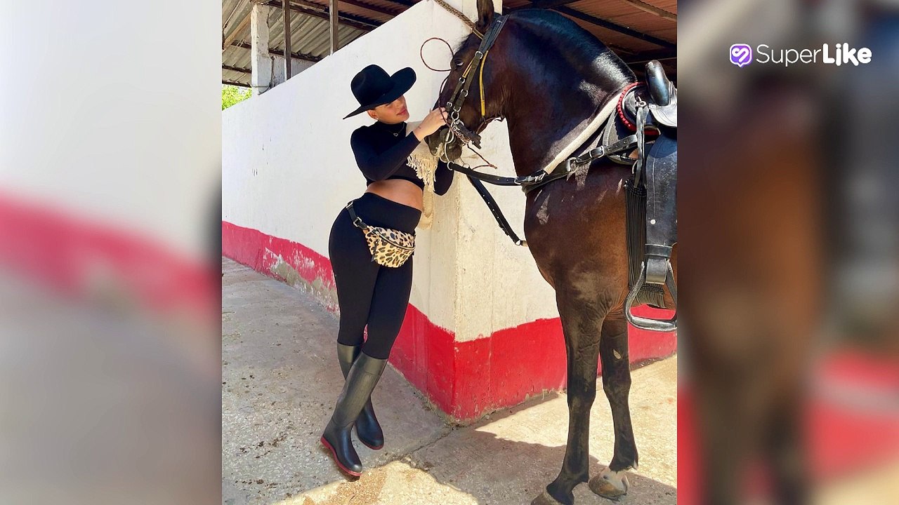 Andrea Valdiri anuncia que invitará a su matrimonio a 10 seguidores
