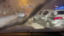 Kar yolları trafiğe kapattı