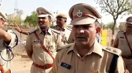 ये टूरिस्ट गाड़ी नहीं, चलता-फिरता थाना है भाई साहब