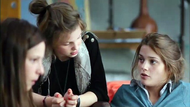 17 filles Extrait vidéo VF