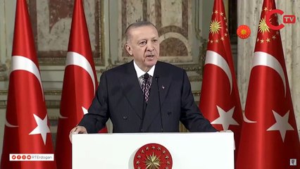 Cumhurbaşkanı Erdoğan'dan Dolmabahçe'de ünlü isimlerle iftar: İşte davete katılan ünlüler...