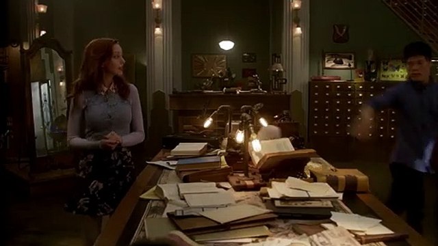 Flynn Carson et les nouveaux aventuriers - saison 4 Teaser (4) VO