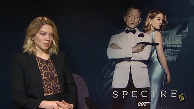 007 Spectre : C'est une nouvelle manière de regarder les femmes.