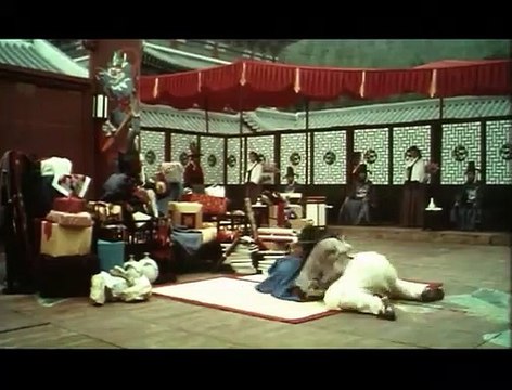 Le Roi et le clown Bande-annonce VO