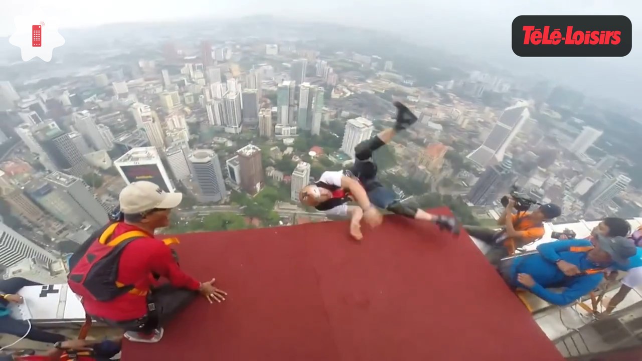 Il fait une chute de plus de 100 mètres... le Zapping Web