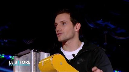 Le perchiste Renaud Lavillenie revient sur son record du monde à 6,16 mètres dans Le Before du Grand Journal sur Canal+
