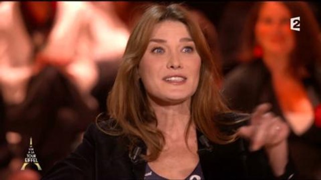 Carla Bruni à propos de Valérie Trierweiler : Je trouve que c'est très difficile ce qu'elle a traversé